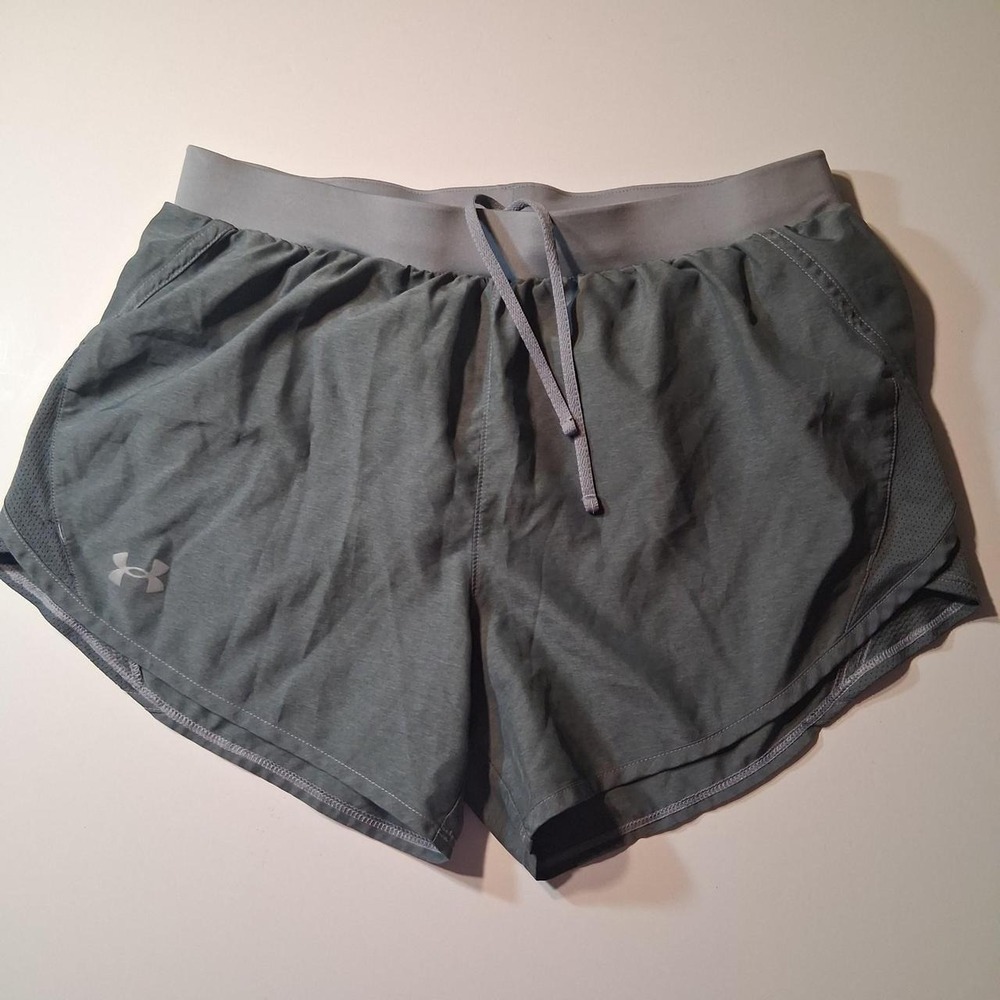 Womens Under Armour gray lined athletic shorts size M
